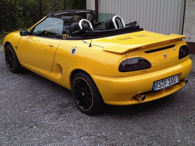 MGF hinten 1.jpg