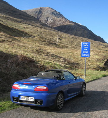 Glen Etive  Schottland Mai 2013.jpg